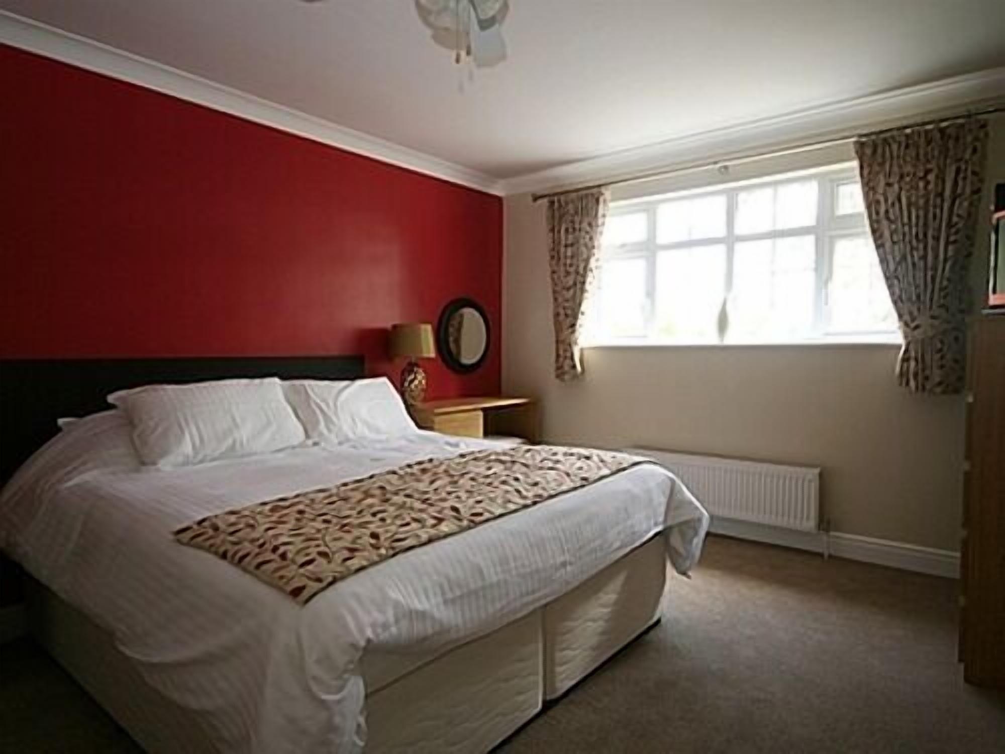 Dunmow Guest House Great Dunmow Dış mekan fotoğraf